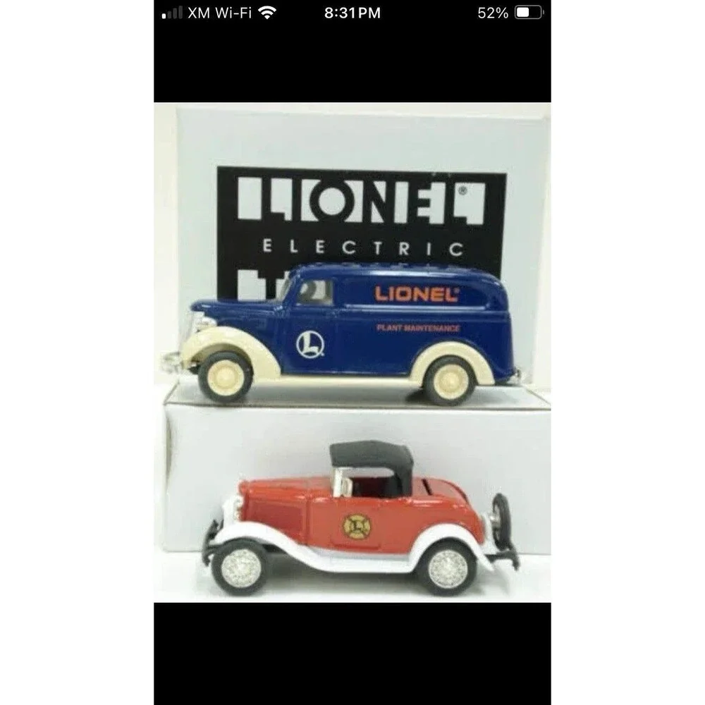 Ertl F085 1:48 Eastwood Lionel Plant Maintenance Van & Fire Dept Car (Set of 2)